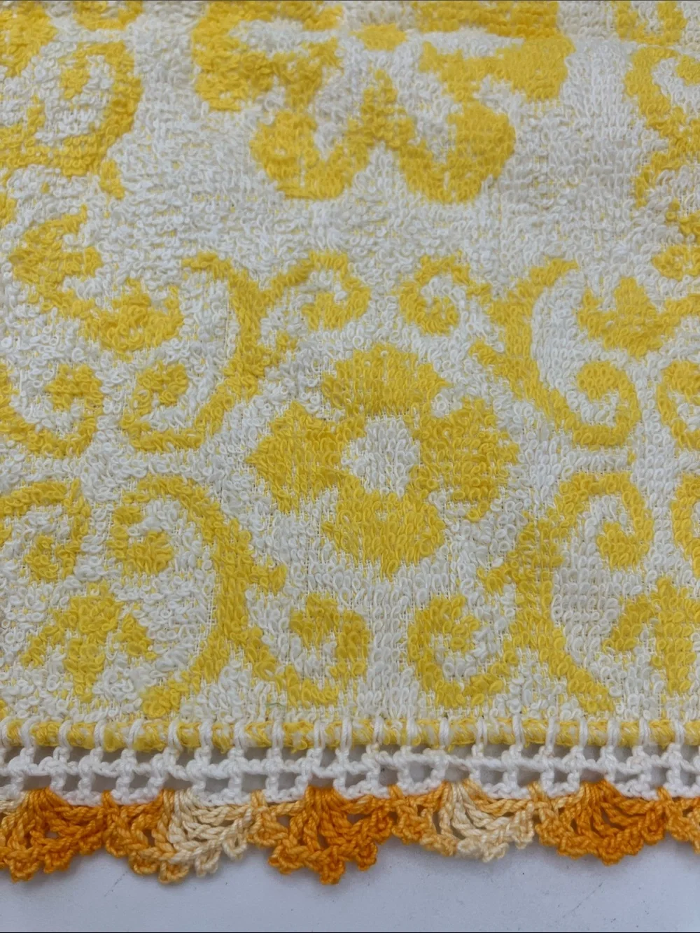 St. Marys Vintage Crochet-Edge Face Towel